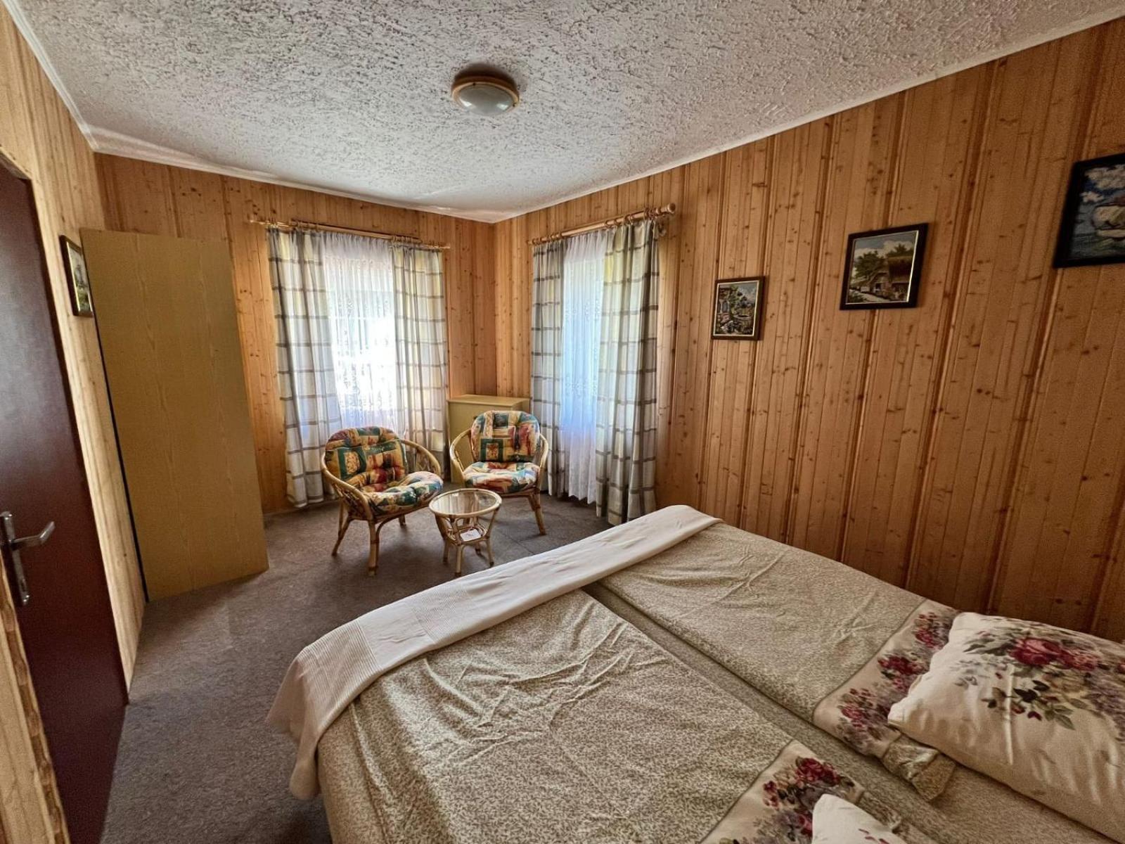 Apartmany Merkel Broumov Luaran gambar